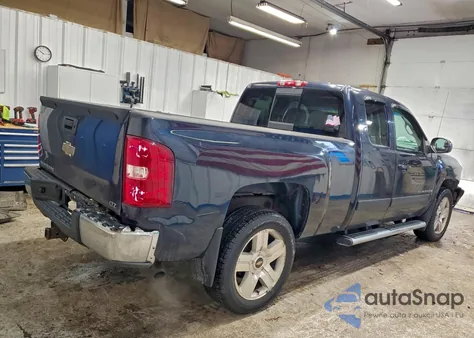 2008 Chevrolet Silverado K1500 z USA, uszkodzony, nr VIN 1GCEK19J18Z220126